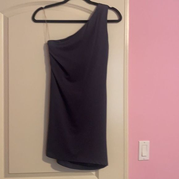 One shoulder dress with flowers - Picture 4 of 4